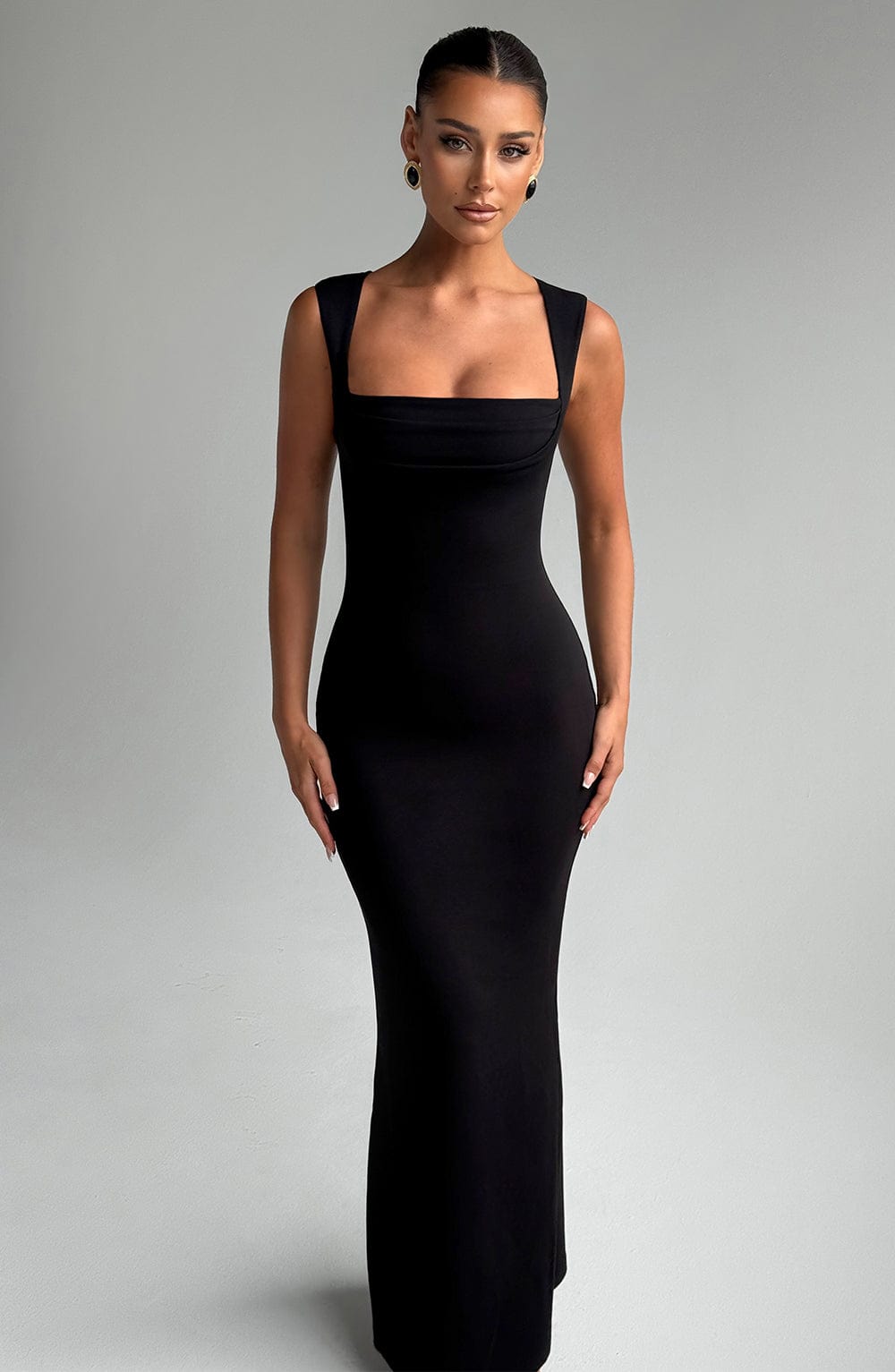 ladies black bodycon dress Women's Maxi Sizes:9/10 Achieve sophisticated elegance with HDD Black Cheongsam Dress Modern
