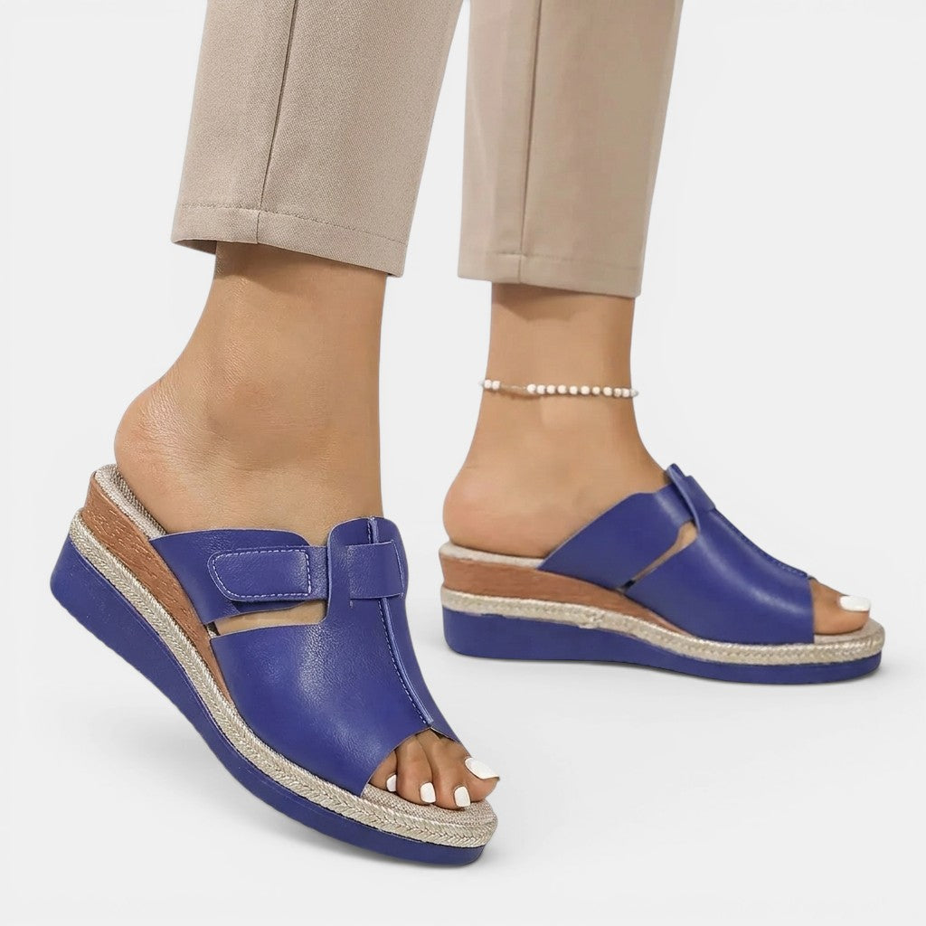 Sandali colorati imbottiti da donna | Calzature estive vivaci e confortevoli