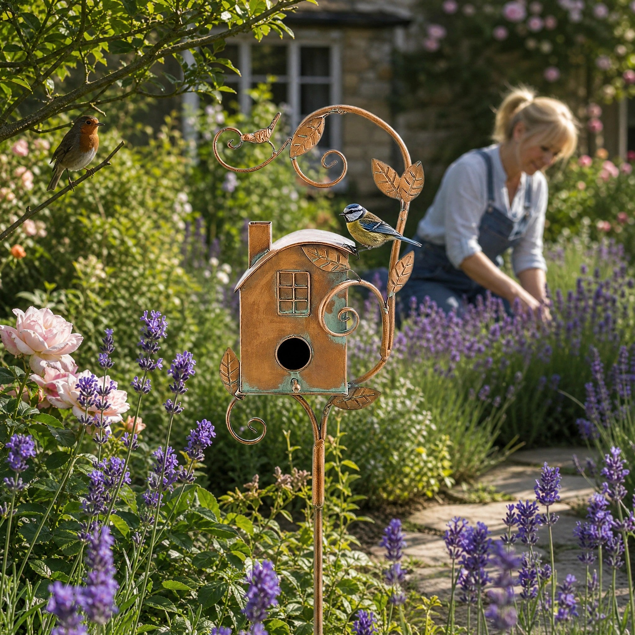 Rustic Metal Birdhouse Garden Stake with Decorative Birds and Leaf Design