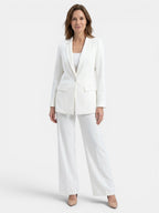 Sophia | Costume blanc chic pour femme avec blazer ajusté et pantalon à jambes larges