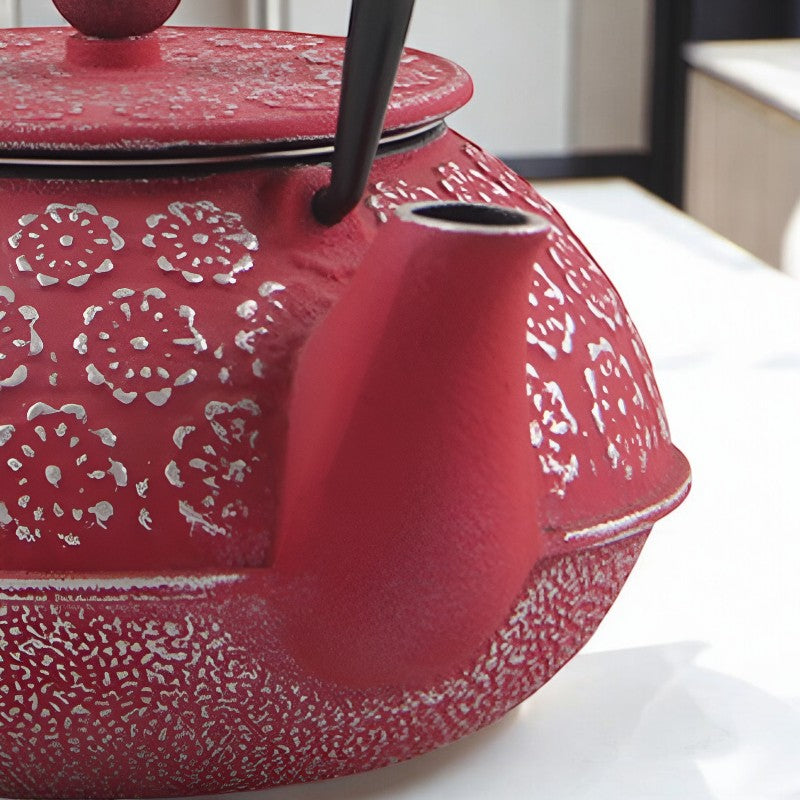 Théière en fonte rouge – Rouge passion vintage