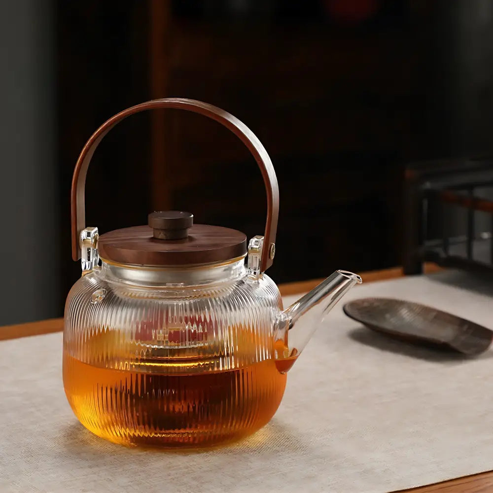 Théière borosilicate & bois naturel – L’équilibre parfait