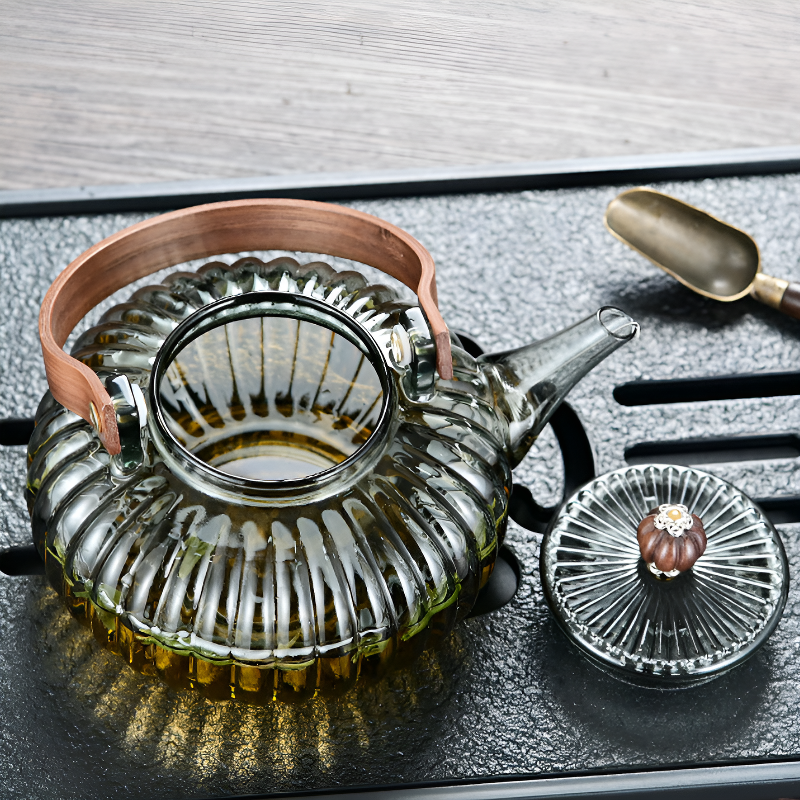 Théière en verre fleur de thé – Rétro chic sculptural