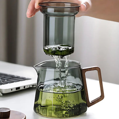 Théière en verre avec infuseur – Bois naturel & transparence