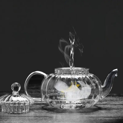 Théière en verre soufflé – L’art vivant du thé