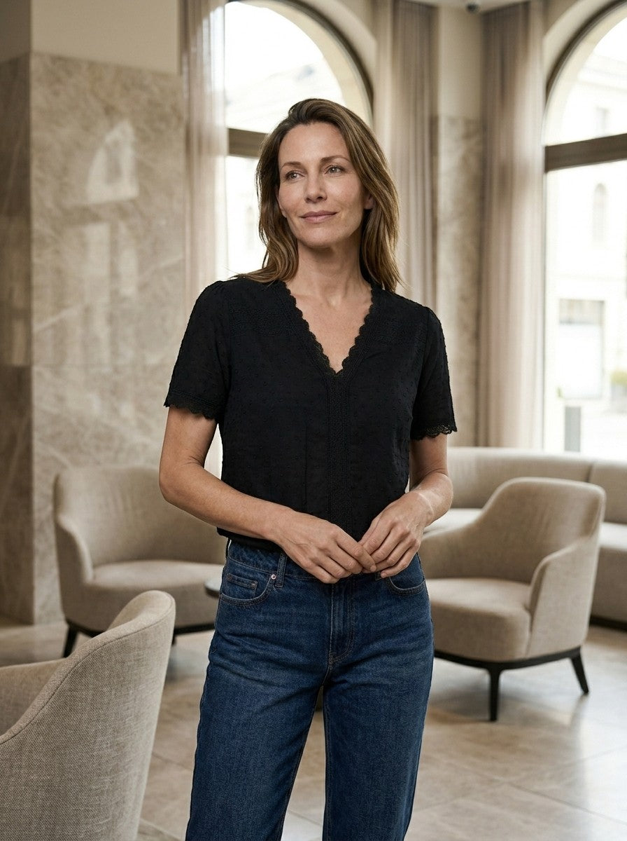 Blusa elegante da donna in pizzo | Top bianco a maniche lunghe con scollo a V per tutte le occasioni