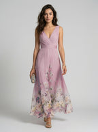 Women's Lightweight Elegant Summer Dress | Flattering Airy White Maxi Outfit