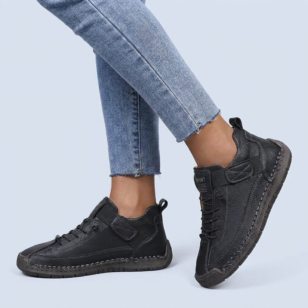 Zapatillas ortopédicas de cuero premium para hombre | Entrenadores cómodos de ajuste ancho para todas las estaciones