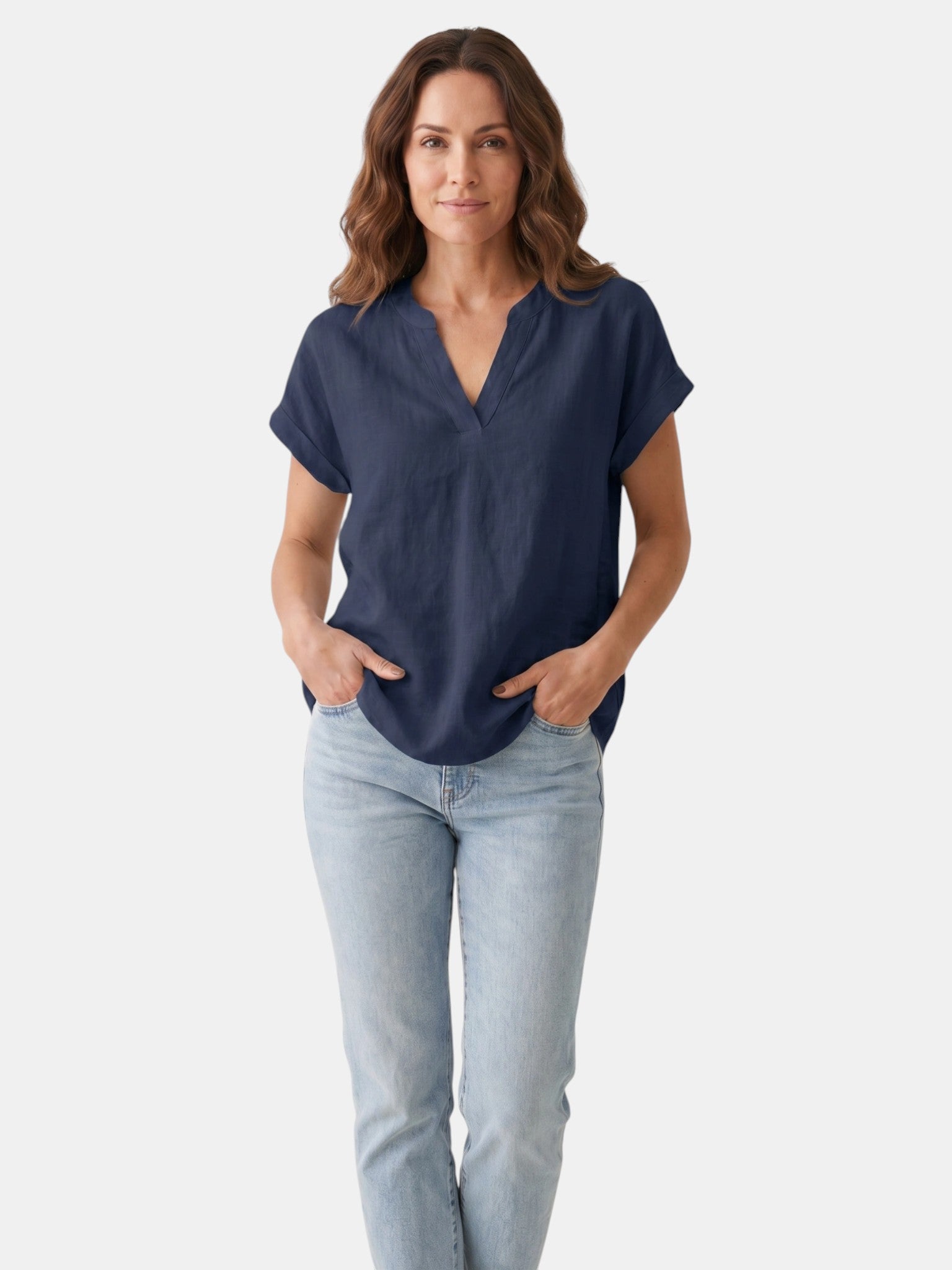 Blusa bianca da donna in tessuto morbido | Top estivo a scollo a V e vestibilità comoda