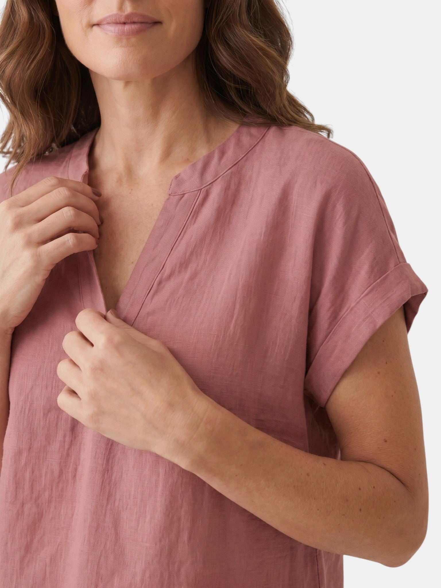 Blusa bianca da donna in tessuto morbido | Top estivo a scollo a V e vestibilità comoda