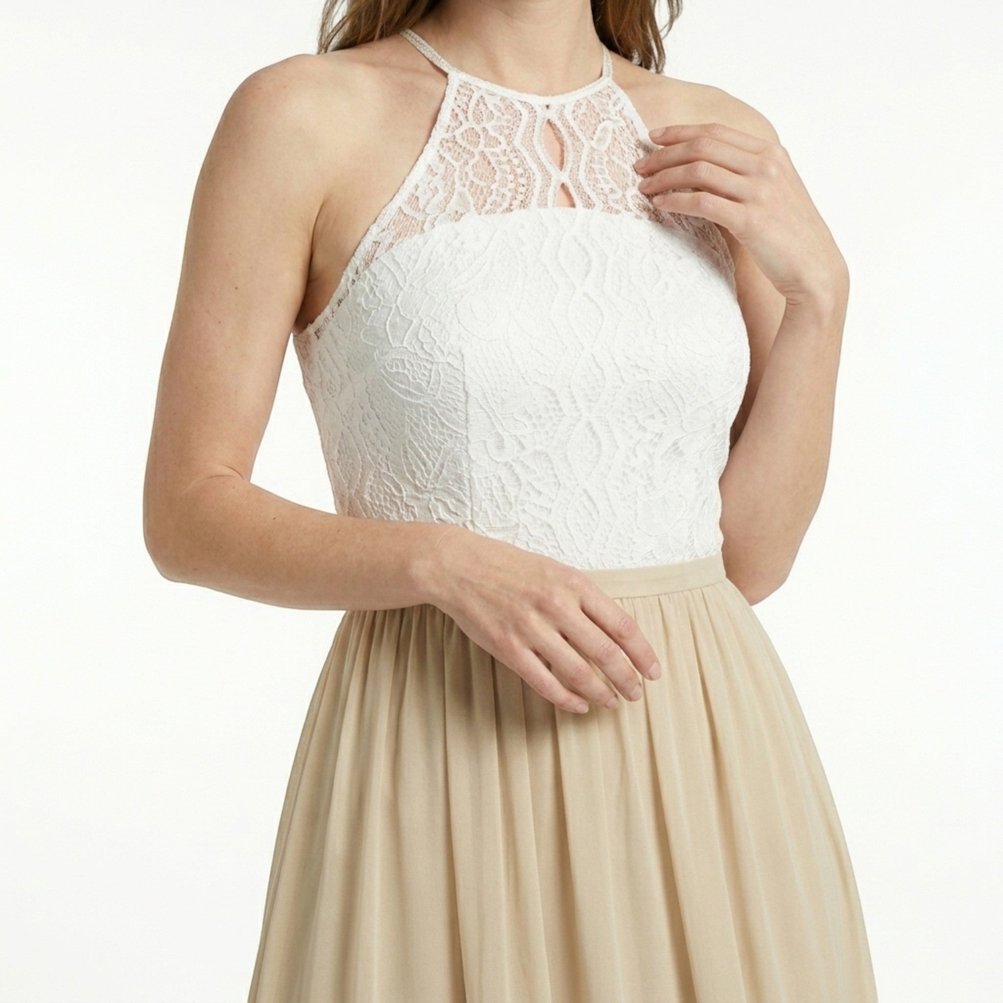 Robe longue douce à couches pour femme | Col halter élégant pour occasions estivales