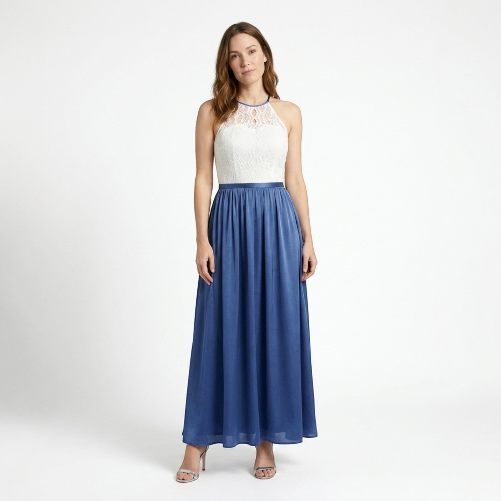 Robe longue douce à couches pour femme | Col halter élégant pour occasions estivales