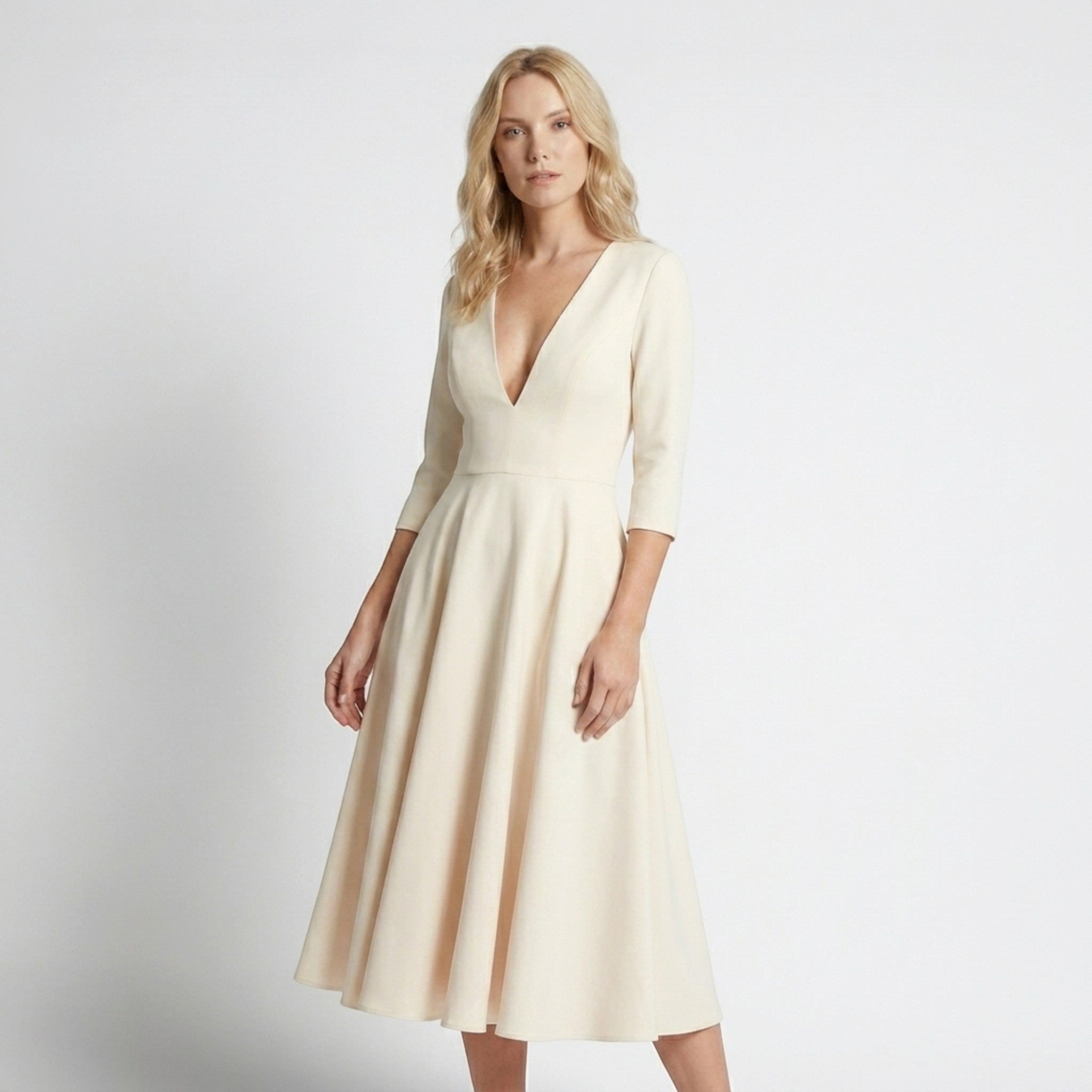 Robe midi blanche évasée pour femmes | Tenue de cocktail élégante pour mariages